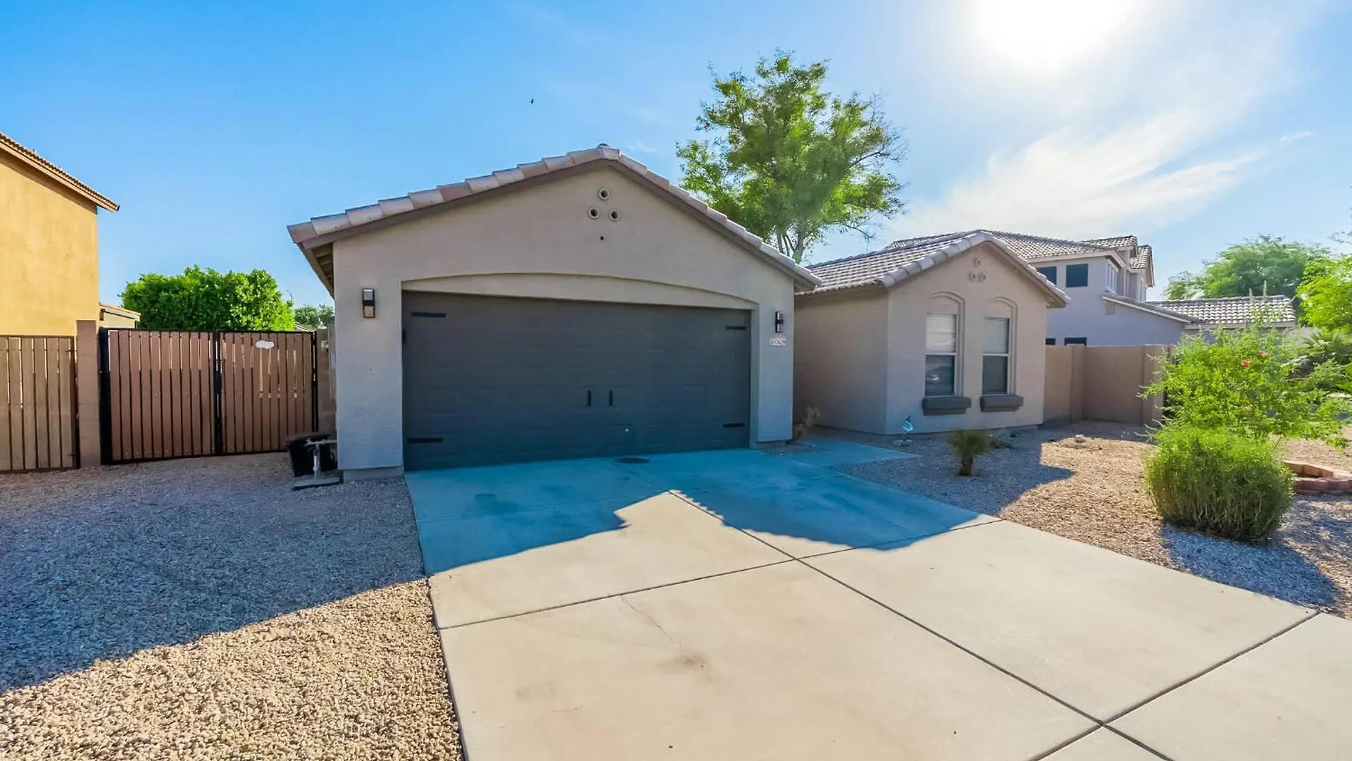Private 2Br Oasis - 10 Min To Stadium & Pool Avondale